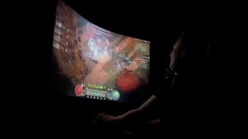 马斯克组队通关《暗黑4》:队友好强 感谢carry!