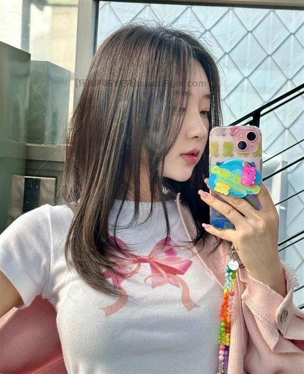 《星刃》性感体模新照欣赏：靓丽动人 身材极佳